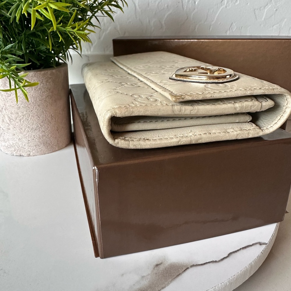 Gucci Guccissima Monogram Ivory Leather Lovely Heart Continental Long Wallet - Picture 6 of 14